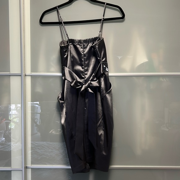 Platinum shiny sequin dress - Picture 3 of 3